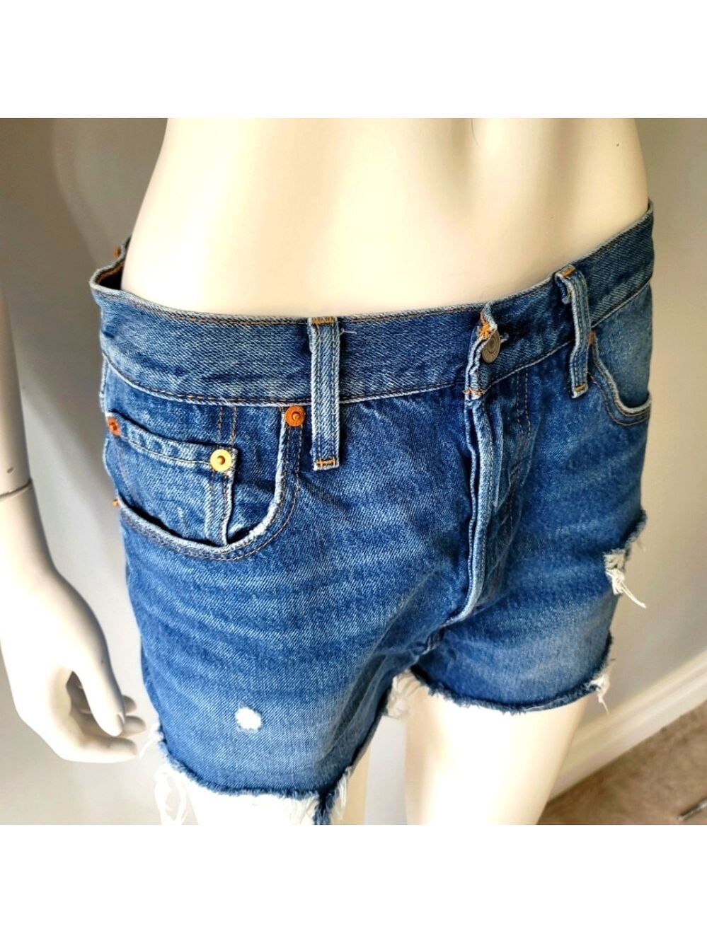 Levi 501 Distressed Denim Shorts W28